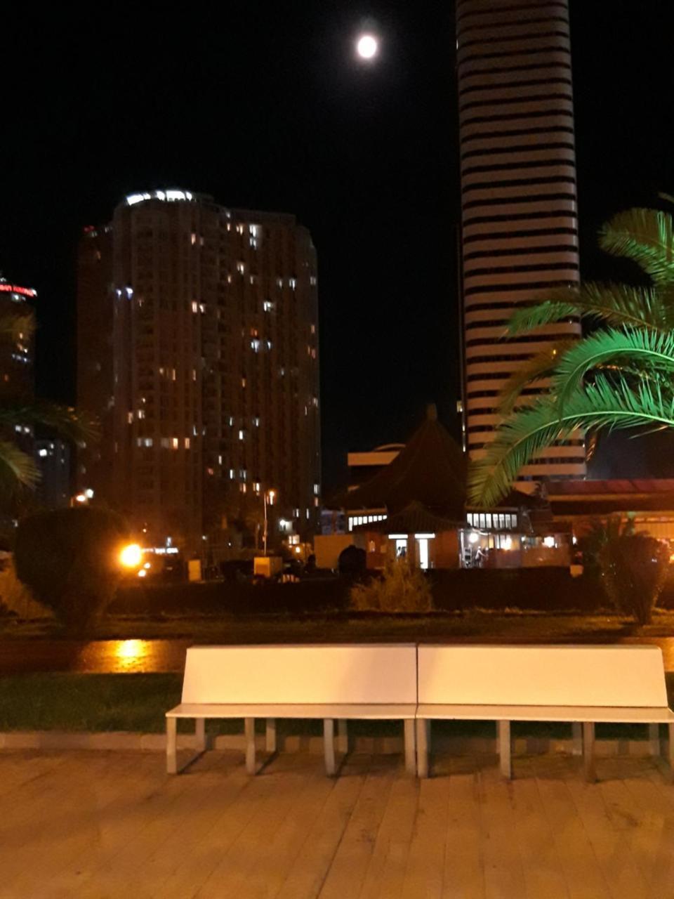 Mari Apartment Batumi Ngoại thất bức ảnh